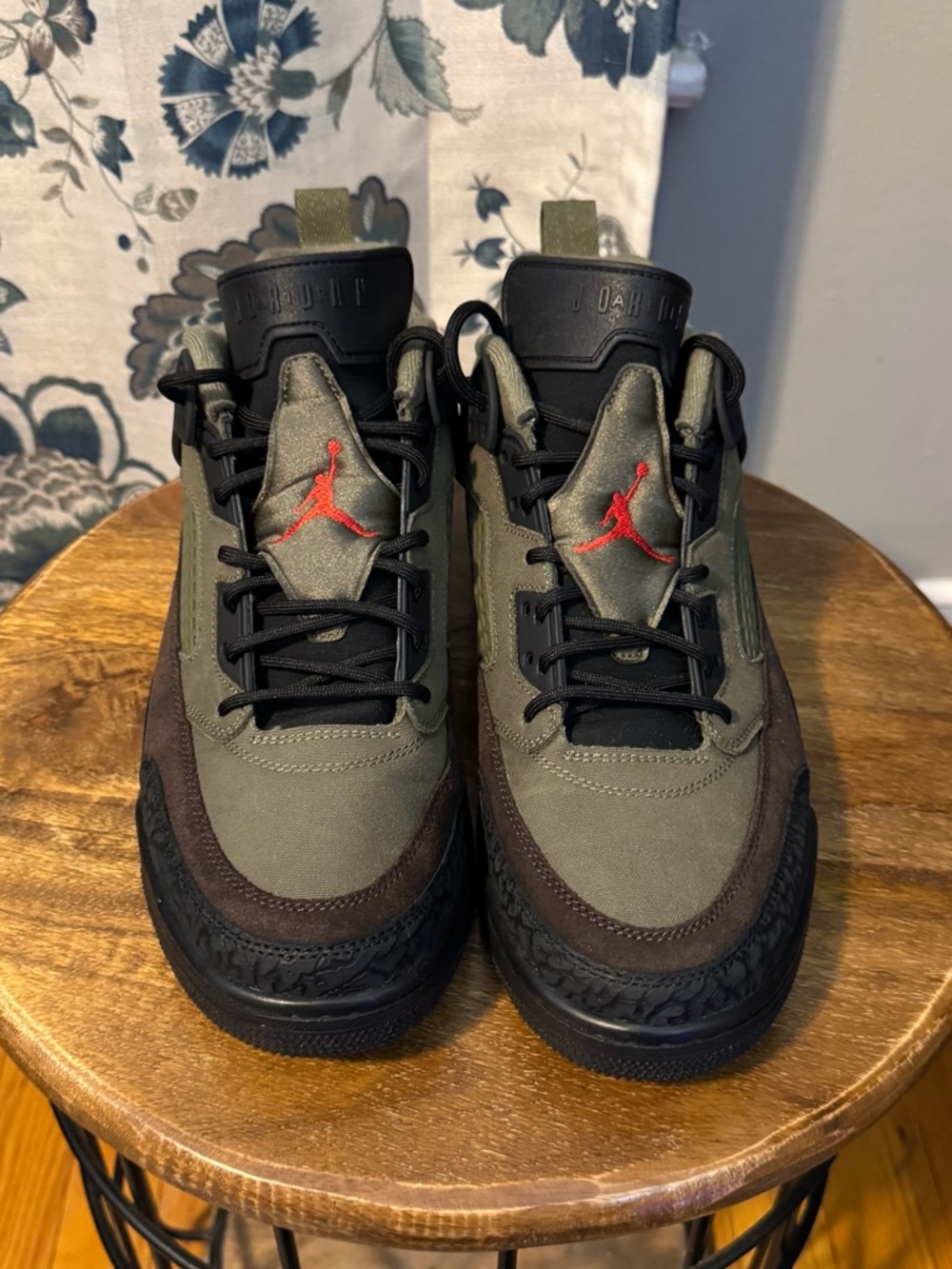 Jordan Spizike sneakers